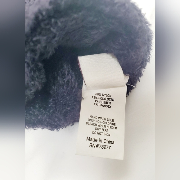 Kohls SO Fuzzy Gloves Dark Gray Womens - Picture 4 of 4